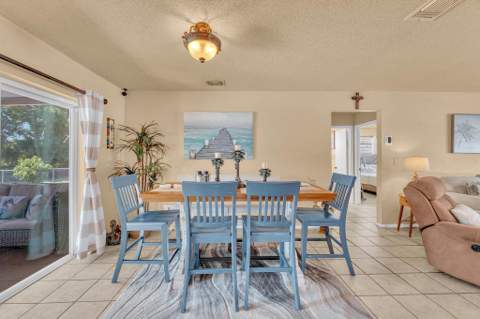 515 NW Twylite Terrace, Port St. Lucie FL - photo 7 of 39