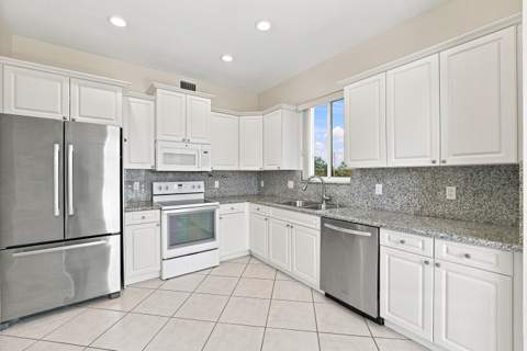 4619 Poinciana Street #7A, Lauderdale-By-The-Sea FL - photo 18 of 47