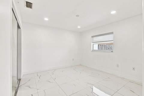 1935 Cypress Avenue, Fort Pierce FL - photo 14 of 43