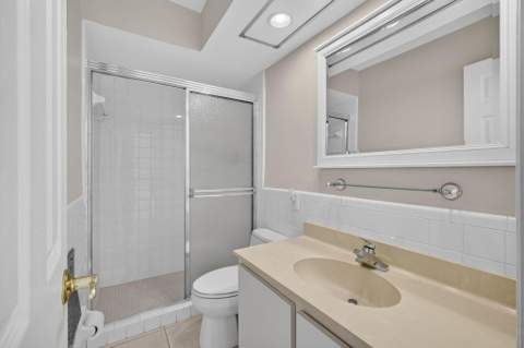 478 Tequesta Drive #204, Tequesta FL - photo 16 of 42