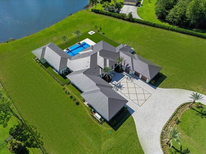 8 bedroom Single Family Residence at 5593 Reynolds Road, Homeland, Lake Worth — photo 3