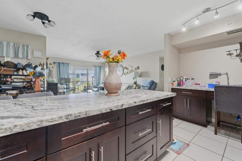 2 bedroom Condominium at 1013 Green Pine Boulevard #C2, Palm Club Village I Condo, West Palm Beach — photo 3