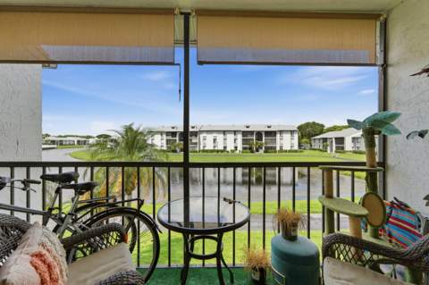 1013 Green Pine Boulevard #C2, West Palm Beach FL - photo 14 of 26