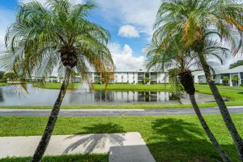1013 Green Pine Boulevard #C2, West Palm Beach FL - photo 18 of 26