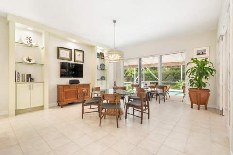 1754 Flagler Manor Circle, West Palm Beach FL - photo 13 of 57