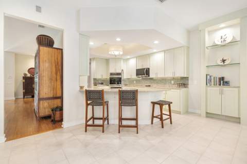 1754 Flagler Manor Circle, West Palm Beach FL - photo 18 of 57