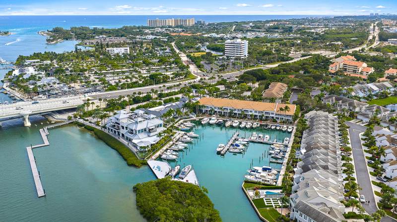 2 bedroom Condominium at 1000 N US Highway 1 #Be-201, Jupiter Harbour, Jupiter — photo 2