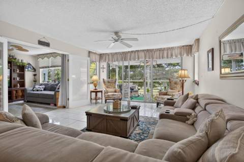 806 Cypress Grove Lane #304, Pompano Beach FL - photo 15 of 48