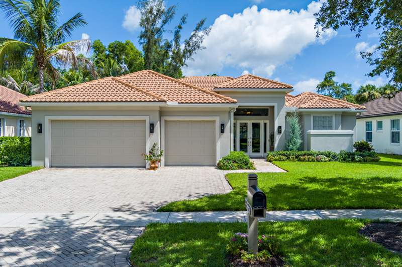4 bedroom Single Family Residence at 1754 Flagler Manor Circle, BREAKERS WEST, West Palm Beach — photo 2