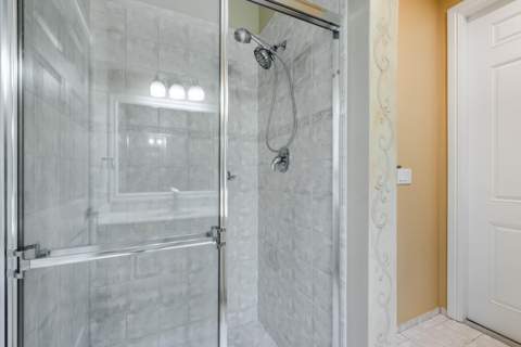 112 Isola Circle, Royal Palm Beach FL - photo 18 of 54