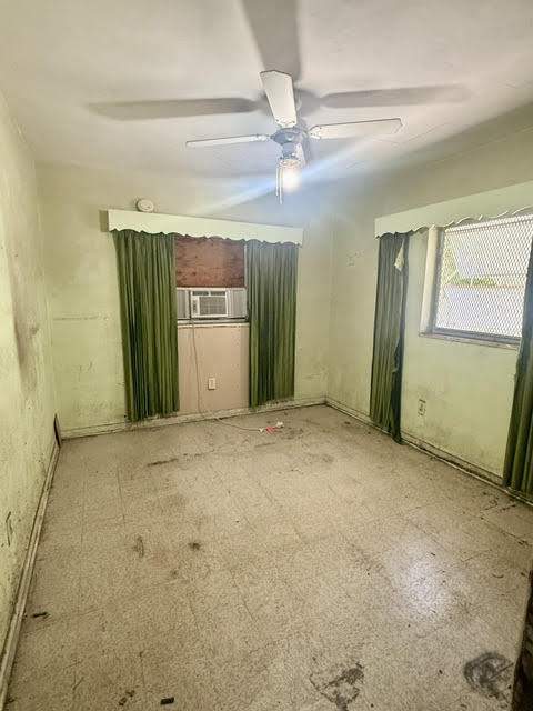 120 NE 12th Avenue, Boynton Beach FL - photo 9 of 13