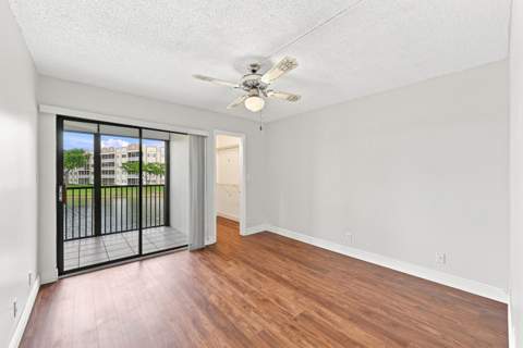 7432 Ashmont Circle #208, Tamarac FL - photo 21 of 46