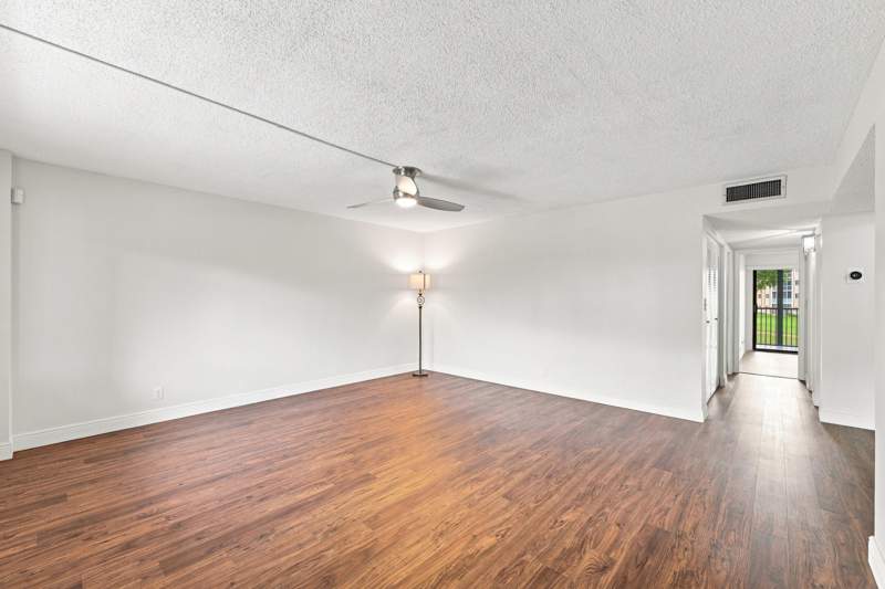 2 bedroom Condominium at 7432 Ashmont Circle #208, Ashmont Condominium E, Tamarac — photo 5
