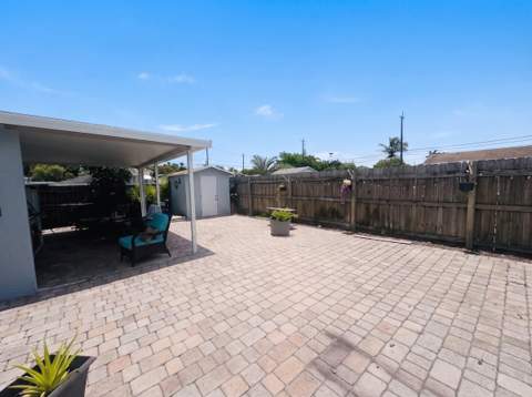 3718 Coconut Road #A, Palm Springs FL - photo 17 of 19