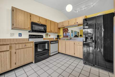 8 Eaton Place, Boynton Beach FL - photo 10 of 26