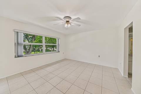 1204 Bahama Bend #B2, Coconut Creek FL - photo 10 of 44