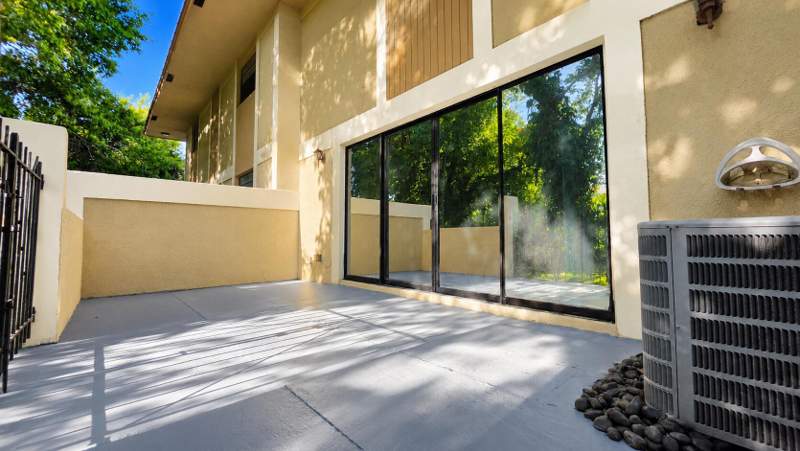 2 bedroom Townhouse at 8801 W Sample Road #4, Springwood Condo, Coral Springs — photo 2