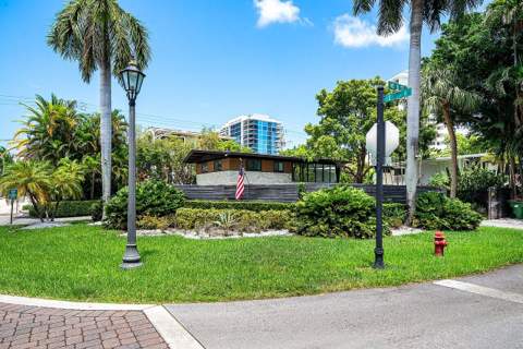 2601 NE 8th Street, Fort Lauderdale FL - photo 12 of 67