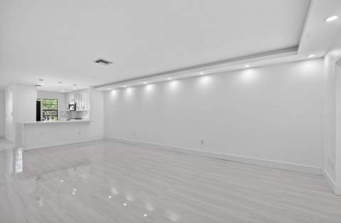 9272 Vista Del Lago #28F, Boca Raton FL - photo 18 of 38