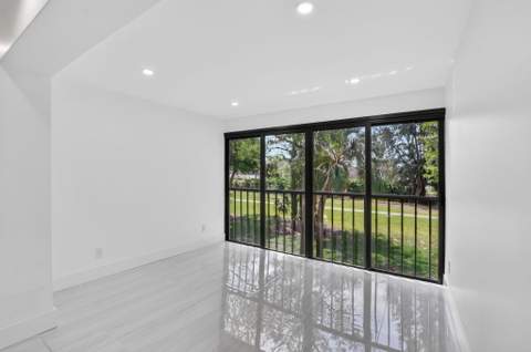 9272 Vista Del Lago #28F, Boca Raton FL - photo 13 of 38