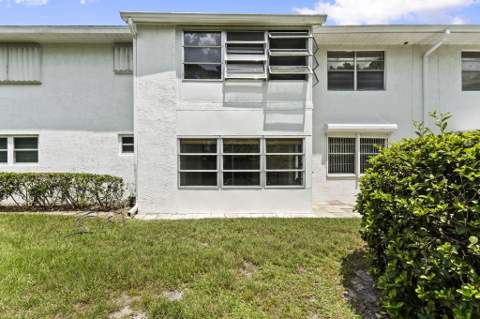 1223 S Lakes End Drive #E-1, Fort Pierce FL - photo 23 of 31