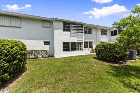 1223 S Lakes End Drive #E-1, Fort Pierce FL - photo 24 of 31
