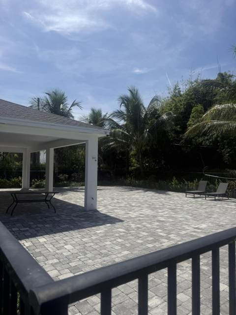 6305 Tenor Drive, West Palm Beach FL - photo 9 of 42