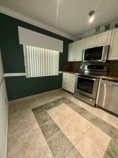 21785 Cypress Drive #46B, Boca Raton FL - photo 9 of 36
