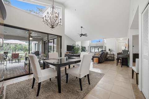 627 Hollows Circle, Deerfield Beach FL - photo 20 of 52