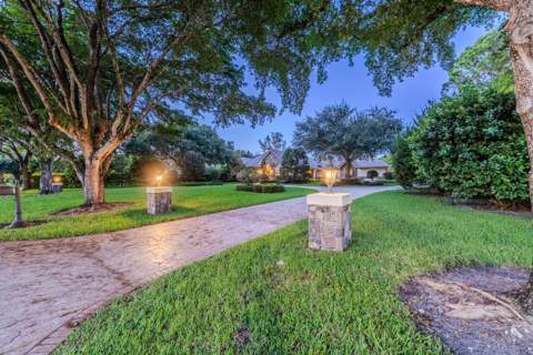 5591 W Leitner Drive, Coral Springs FL - photo 9 of 96