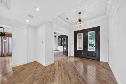 5591 W Leitner Drive, Coral Springs FL - photo 10 of 96