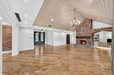 5591 W Leitner Drive, Coral Springs FL - photo 14 of 96