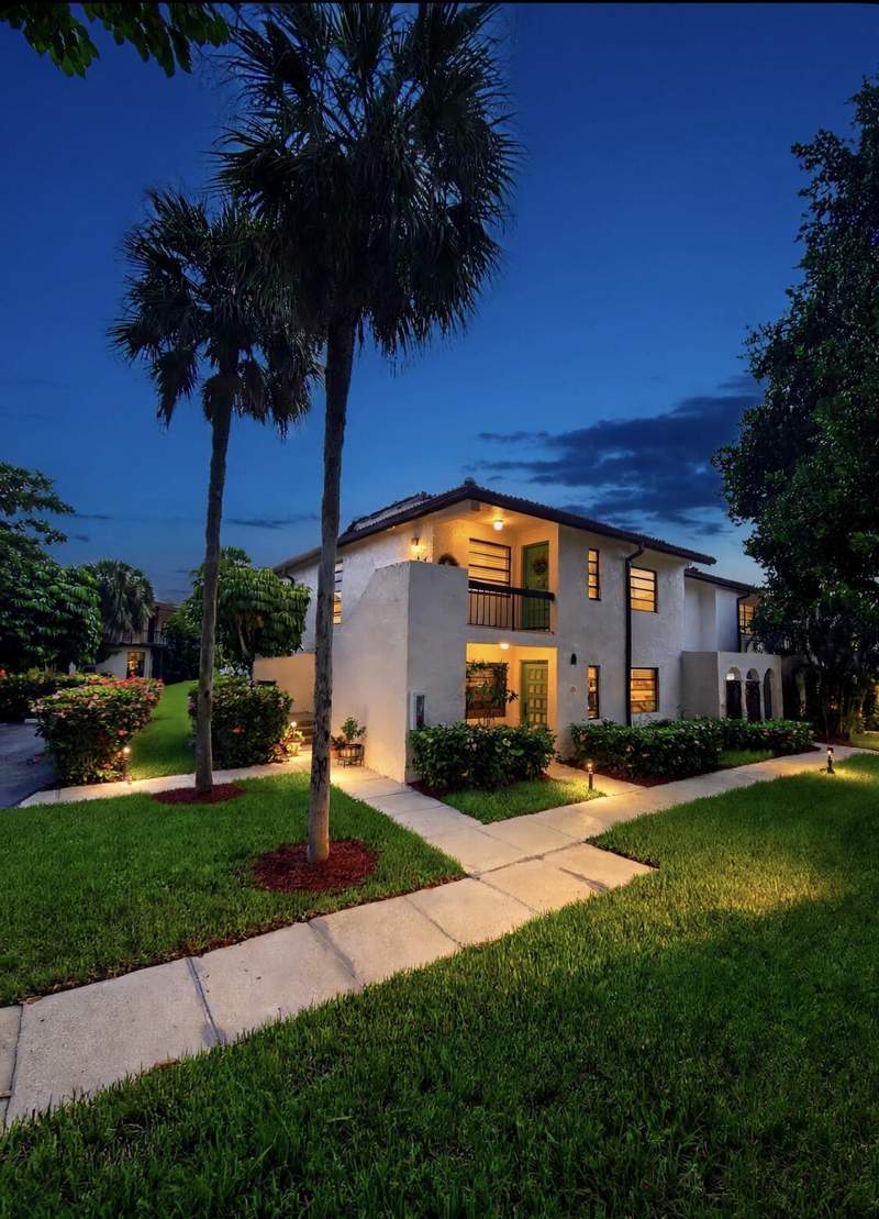 2 bedroom Condominium at 21785 Cypress Drive #46B, Horizons Of Boca Lago Condo, Boca Raton — photo 2