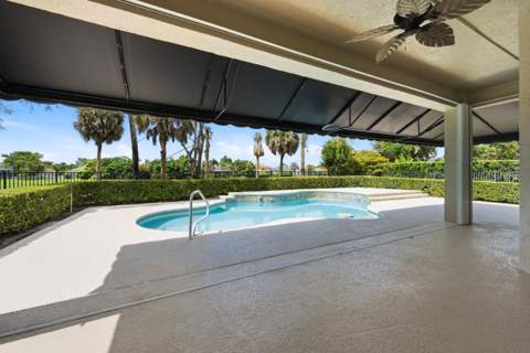 15562 Cypress Park Drive, Wellington FL - photo 23 of 26