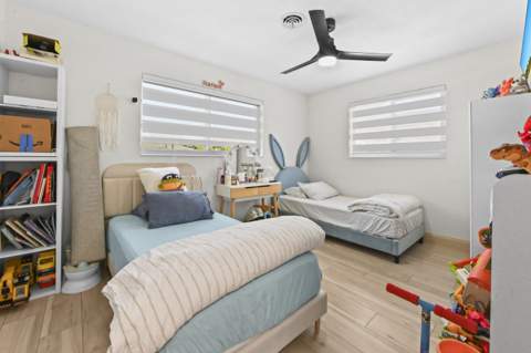 1100 N 57th Terrace, Hollywood FL - photo 12 of 25