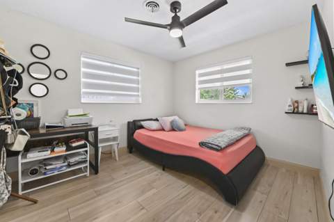 1100 N 57th Terrace, Hollywood FL - photo 16 of 25