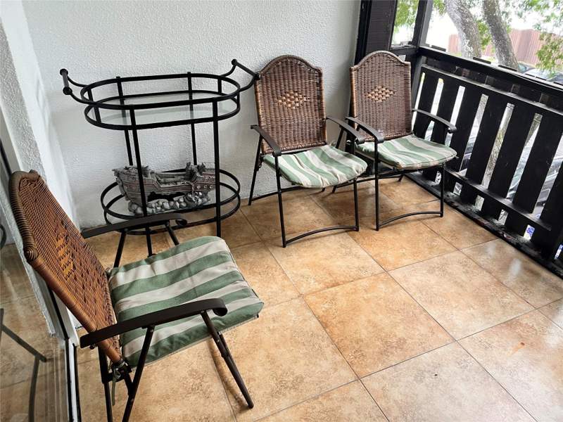 1 bedroom Condominium at 3710 Inverrary Drive #3Y, International Village At, Lauderhill — photo 5