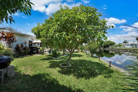 7107 NW 73rd Street, Tamarac FL - photo 11 of 34