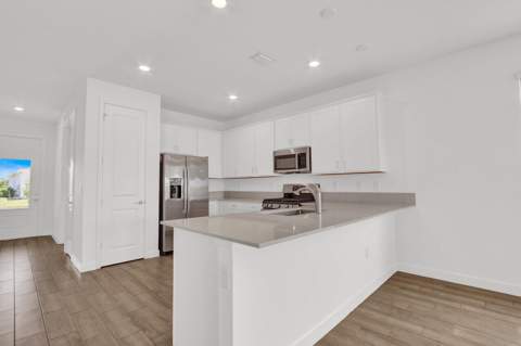 977 SE Crosswood Way, Port St. Lucie FL - photo 8 of 35