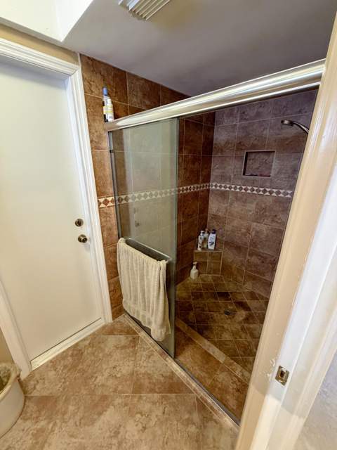 820 NW 73rd Terrace, Plantation FL - photo 7 of 38