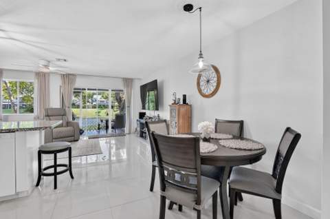 2260 Discovery Circle, Deerfield Beach FL - photo 10 of 43