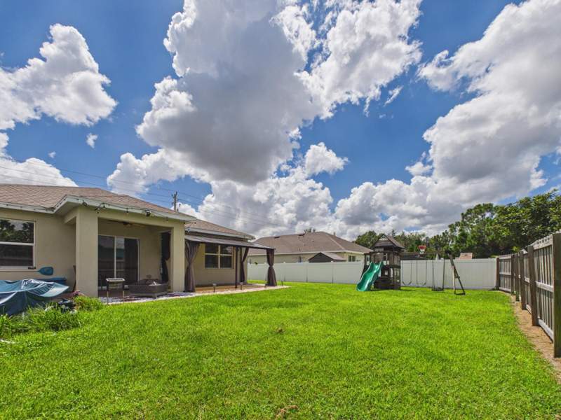 4 bedroom Single Family Residence at 4402 SW Port St Lucie Boulevard, Port St Lucie Section 33, Port St. Lucie — photo 3
