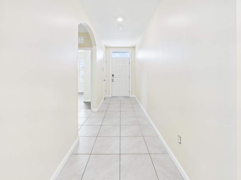 4 bedroom Single Family Residence at 4402 SW Port St Lucie Boulevard, Port St Lucie Section 33, Port St. Lucie — photo 5