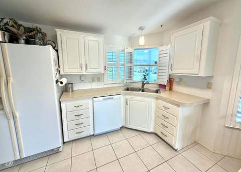3060 Five Iron Drive,  FL - photo 16 of 32