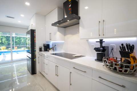 10438 Buena Ventura Drive, Boca Raton FL - photo 19 of 69