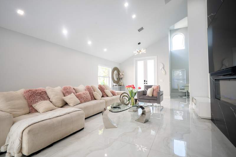 3 bedroom Single Family Residence at 10438 Buena Ventura Drive, Tract D Of Mission Bay, Boca Raton — photo 5