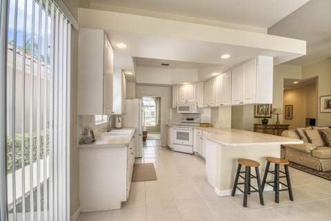 8907 Oldham Way, Palm Beach Gardens FL - photo 13 of 49