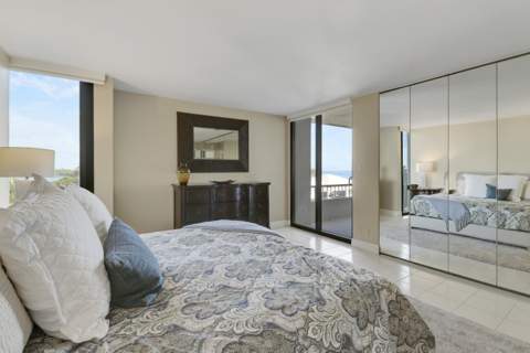 5510 N Ocean Drive #4C, Singer Island FL - photo 17 of 48