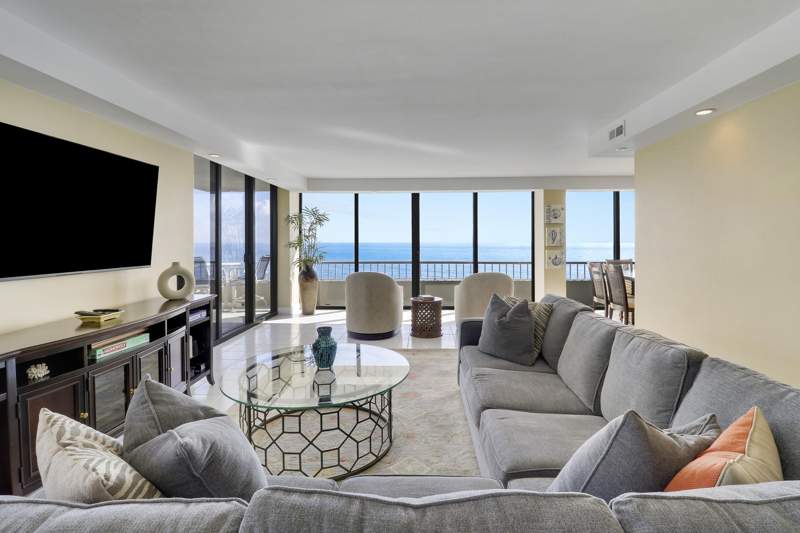 2 bedroom Condominium at 5510 N Ocean Drive #4C, Water Glades Condo, Singer Island — photo 3