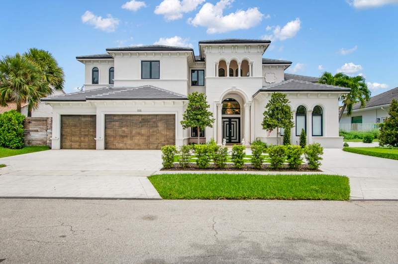 5 bedroom Single Family Residence at 741 SW 15th Street, Carriage Hill, Boca Raton — photo 3